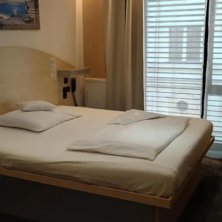 מלון Hotel Plzen פלזן