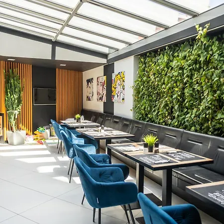 Hotel Plzen فندق 3*